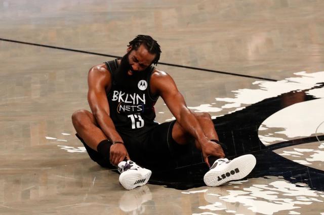 澳客网官网-哈登受伤吓出纳什一身冷汗 大胡子也该适当轮休？